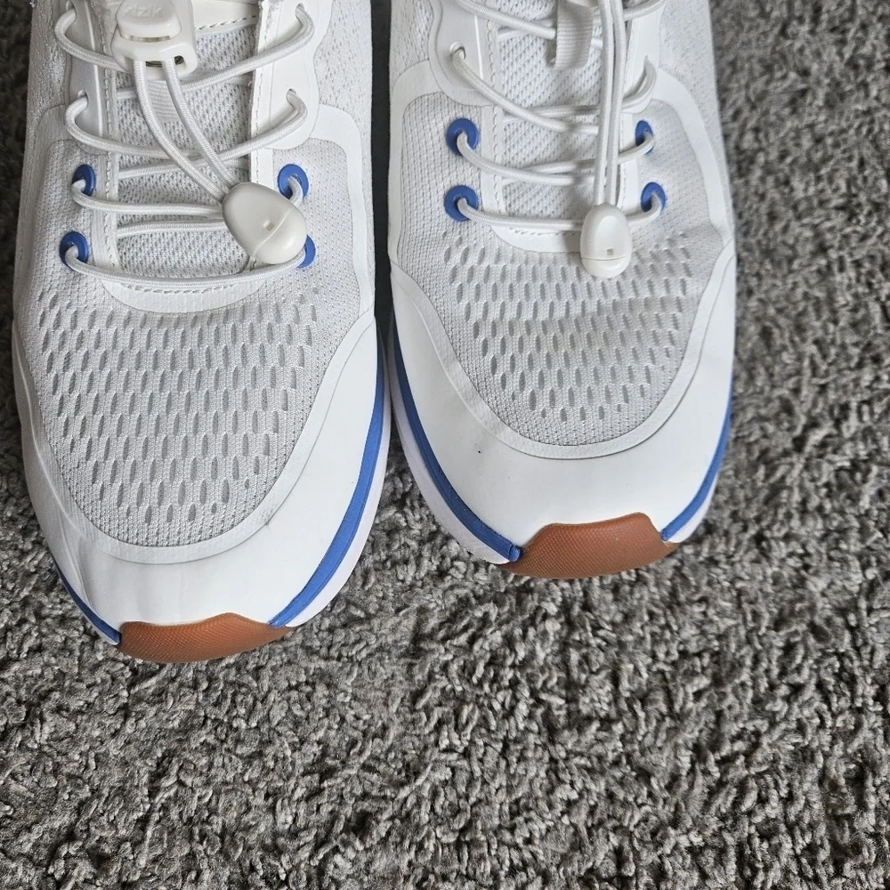 KIZIK Mens London White Knit  Athletic/Athleisure Sneakers Blue‎ Trim Size 11